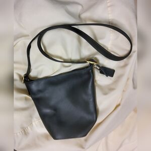 Coach Authentic Vintage Maggie Boho Bucket Bag, Calfskin Leather. Excel. Cond.